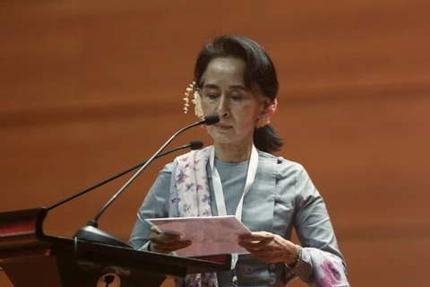 Myanmar : Aung San Suu Kyi nommée conseillère d’Etat