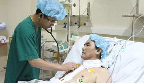 L'hôpital Viêt-Duc réussit deux transplantations cardiaque et hépatique