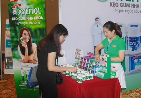 Conférence internationale d'odonto-maxillo-faciologie à Thua Thien-Hue