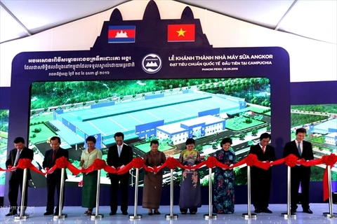 Vinamilk inaugure l’usine de produits laitiers Angkor Milk au Cambodge