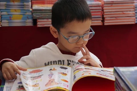 Foire des livres au Temple de la Littérature de Hanoi