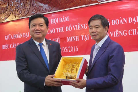 Ho Chi Minh-Ville et Vientiane resserrent leur coopération