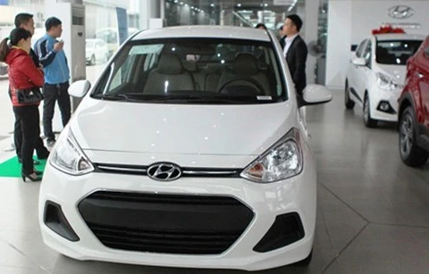Le Vietnam importe 12.000 automobiles en mai
