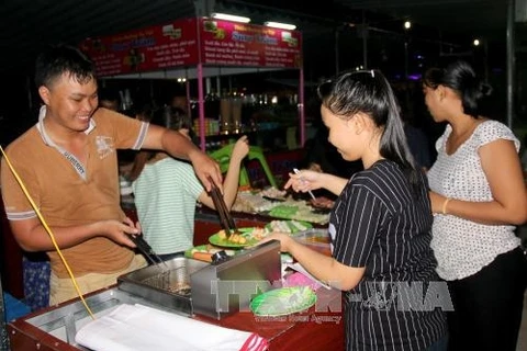 Le marché de nuit de Phan Thiêt, nouveau produit touristique de Binh Thuân