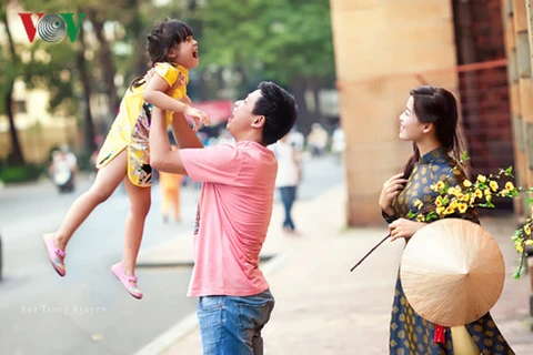 Le bonheur de la famille vietnamienne en image 