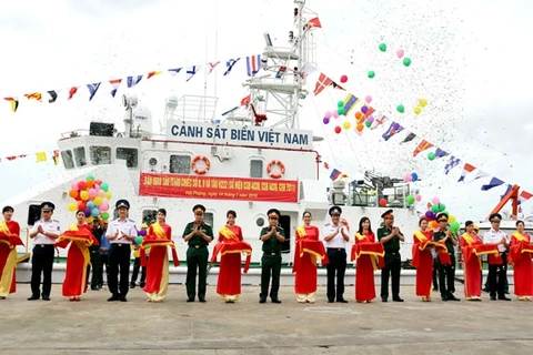 Trois nouveaux bateaux pour les Gardes-côtes vietnamiens