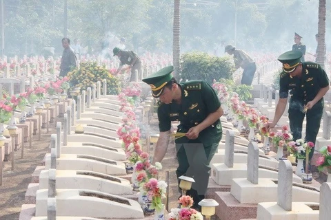 Poursuite des recherches des restes des soldats volontaires tombés au Cambodge 