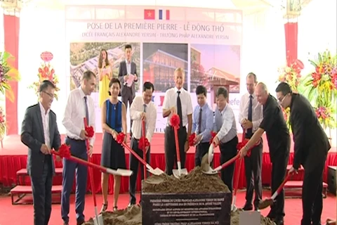 Pose de la première pierre du nouveau Lycée français de Hanoï