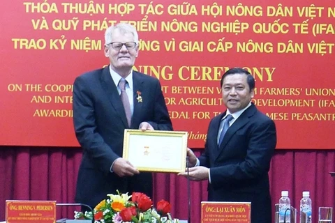 Coopération entre l’IFAD et l’Association des paysans du Vietnam