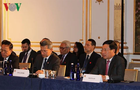 Le vice-Premier ministre Pham Binh Minh aux conférences ASEAN - États-Unis, ASEAN-ONU 