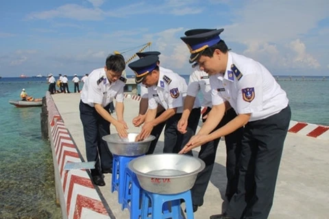 Lancement du programme «L’eau pour Truong Sa»