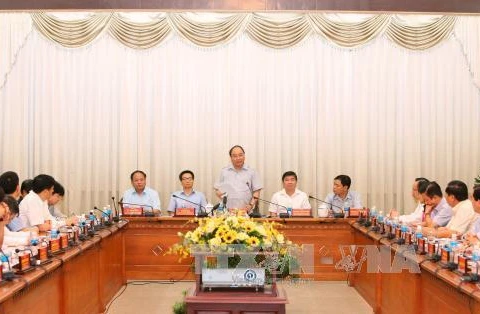 Le PM Nguyen XUan Phuc sur le front de la sécurité alimentaire