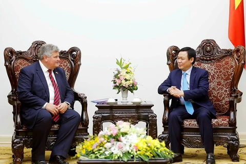 Le Royaume-Uni invité à participer au processus de restructuration économique du Vietnam
