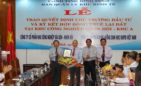 Binh Dinh: trois nouveaux projets de 570 milliards de dôngs autorisés