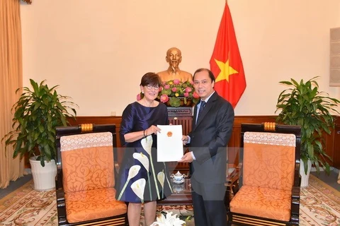 Le Vietnam reconnaît la consule générale de Belgique à Hanoi