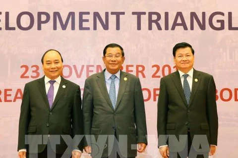 Le P​M vietnamien termine sa participation au 9e Sommet CLV