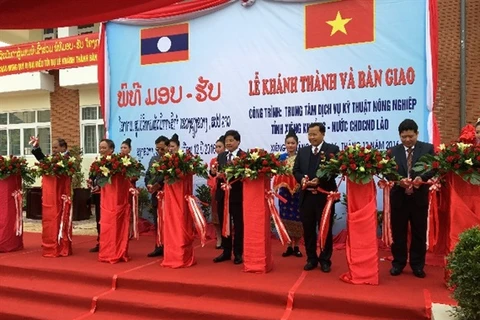 Le Vietnam finance la construction d’un centre de services techniques de l’agriculture au Laos