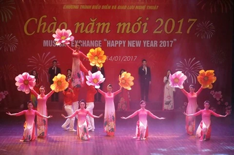 Hanoï: Un spectacle musical pour saluer le Nouvel An 2017 