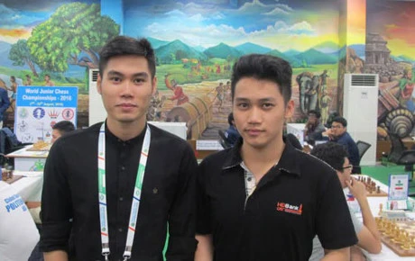 Les deux joueurs vietnamiens au Festival international d'échecs "Open Aeroflot 2017"
