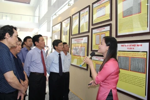 Exposition sur Hoàng Sa et Truong Sa du Vietnam à Hung Yên et Hôi An