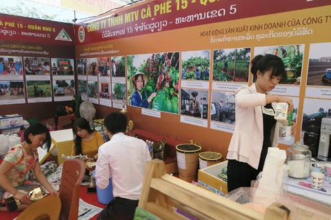 Des opportunités au Laos pour les entreprises vietnamiennes