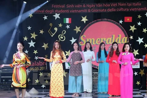 Le festival des étudiants vietnamiens en Italie 