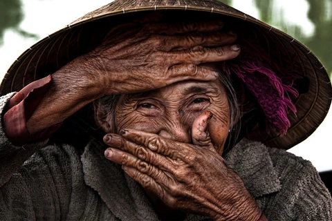 La beauté sans âge des femmes vietnamiennes à travers l’objectif de Réhahn Croquevielle