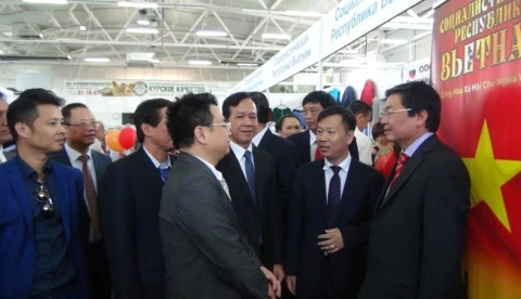 Renforcer la coopération entre Ninh Thuân et Koursk (Russie)