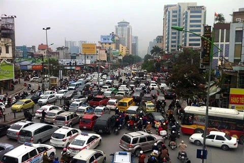 Hanoï : vers la modernisation du parc de véhicules en 2018