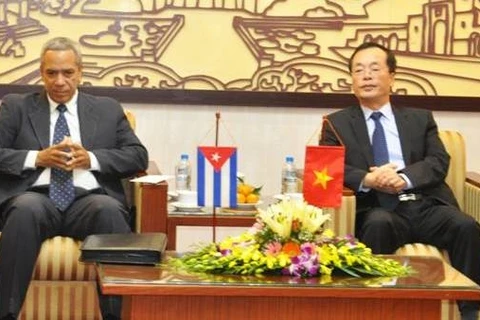 Vietnam - Cuba : vers une coopération accrue dans le commerce et l’investissement