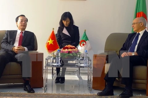 Le Vietnam et l'Algérie renforcent leur coopération multiforme