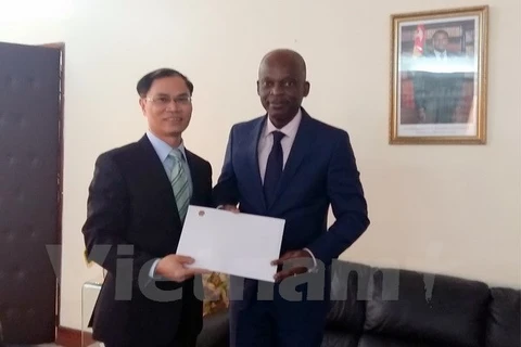 Le Togo souhaite accélérer les relations commerciales avec le Vietnam