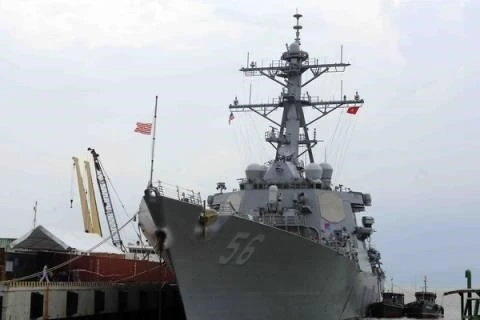 Trois navires de la Marine américaine visiteront Da Nang