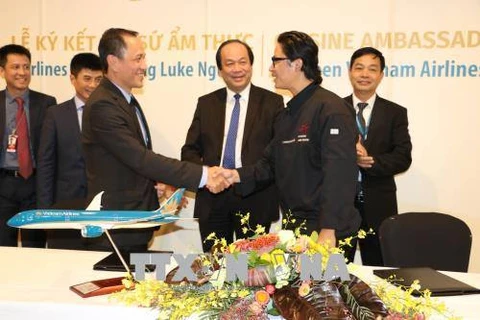 Chef Luke Nguyen, ambassadeur de la cuisine mondiale de Vietnam Airlines