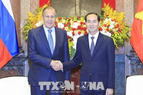 Le président Tran Dai Quang reçoit le ministre russe des Affaires étrangères