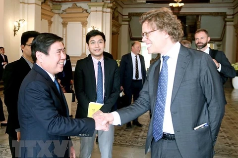 Les entreprises suédoises cherchent des opportunités d’affaires à Ho Chi Minh-Ville