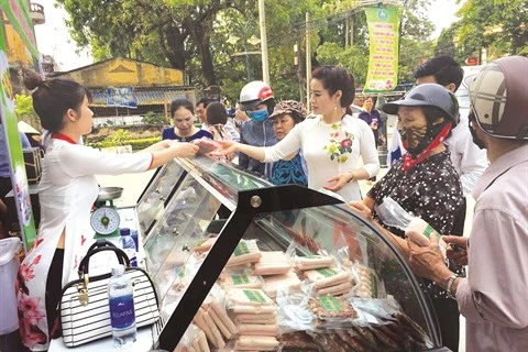 À Bac Giang, les habitants préfèrent les produits made in Vietnam