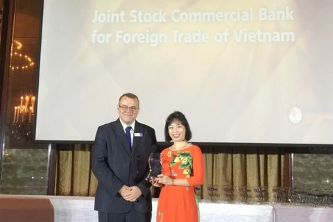 Vietcombank reçoit le prix “Mobile Banking Initiative of the Year”
