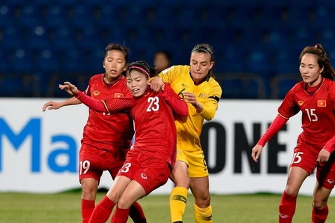 L'équipe de football féminin du Vietnam effectue un stage au Japon