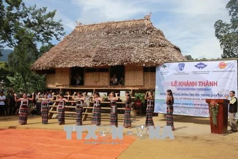 Thua Thien-Hue fait revivre l'architecture traditionnelle de l'ethnie Co Tu