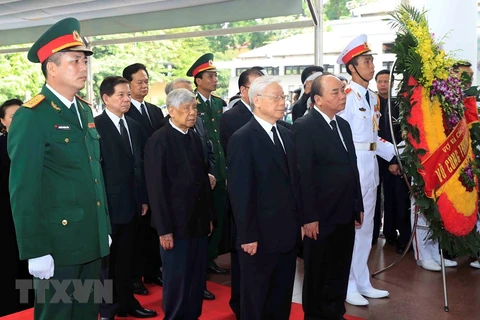 Célébration solennelle des funérailles nationales pour le président Trân Dai Quang