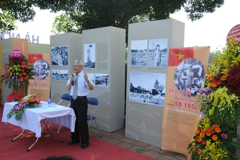 Exposition sur des moments de la libération de Hanoï en octobre 1954