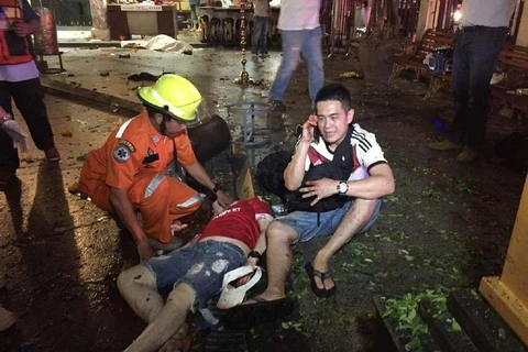 Une bombe explose en plein centre de Bangkok, faisant plus de vingt morts