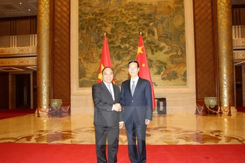 Le Vietnam et la Chine intensifient leurs relations