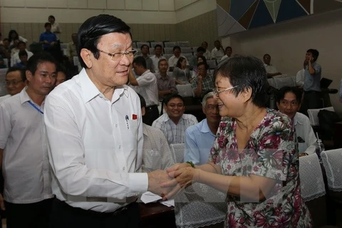 Truong Tan Sang à la rencontre des électeurs de Ho Chi Minh-Ville
