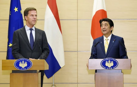 Le Japon et les Pays-Bas s’inquiètent des tensions en Mer Orientale