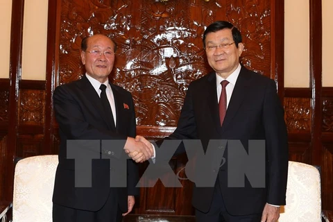 Truong Tan Sang reçoit le procureur général du Parquet suprême de la RPDC