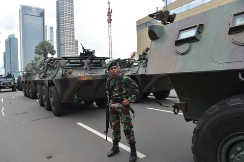 Des assaillants identifiés, trois suspects interpelés après les attentats de Jakarta
