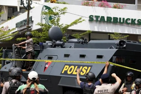 L’Indonésie frappée par des attentats revendiqués par l’EI