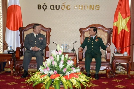 Promotion de la coopération Vietnam-Japon dans la défense